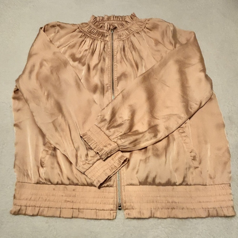 Chico's Champagne/Blush Satin Bomber Jacket Smocked Neck Ruched Hem Size 2 LARGE